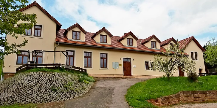 Pobyt v malebném Podkrkonoší se snídaní a infrasaunou pro páry i rodiny