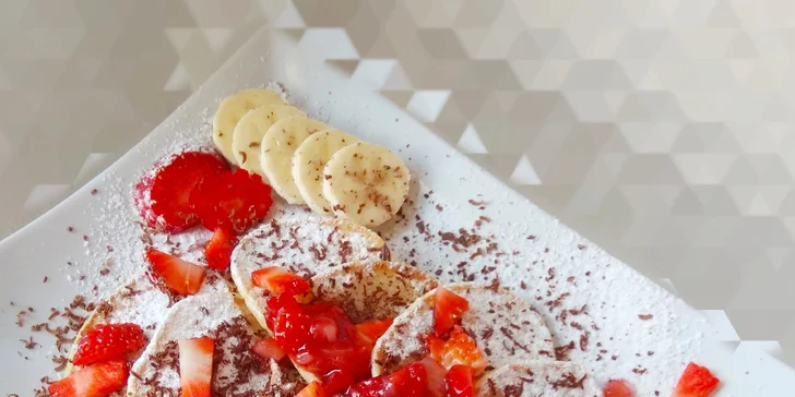 Minilívance s nutellou nebo lotus pomazánkou, ovocem a ořechy i limonádou