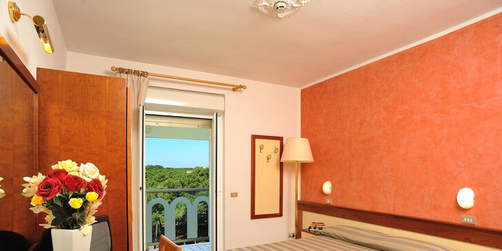 3* pobyt v Itálii pro celou rodinu: ubytování s polopenzí plus, hotel přímo u pláže