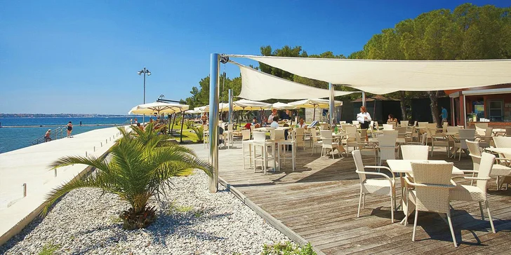 4* dovolená v Portoroži: hotel se soukromou pláží, snídaně a bazény