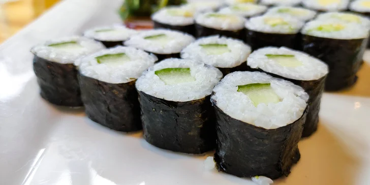 24 nebo 50 ks sushi pro milovníky ryb i vegetariány