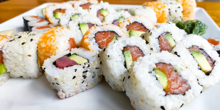 Sushi na Stodolní: 32 či 62 ks s lososem, tuňákem, krevetou i avokádem