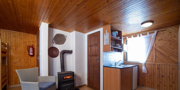 Pro výletníky a otužilce: bungalov či apartmán u lesní plovárny v KRNAPu