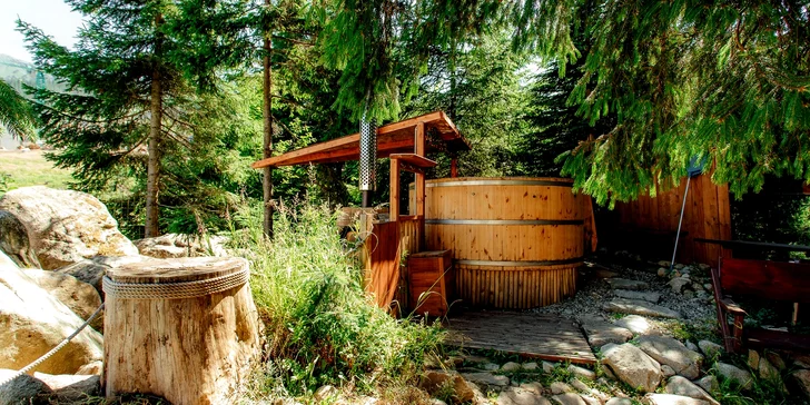 Dovolená na Liptově ve středisku Jasná včetně relaxu ve finské kádi pro 2
