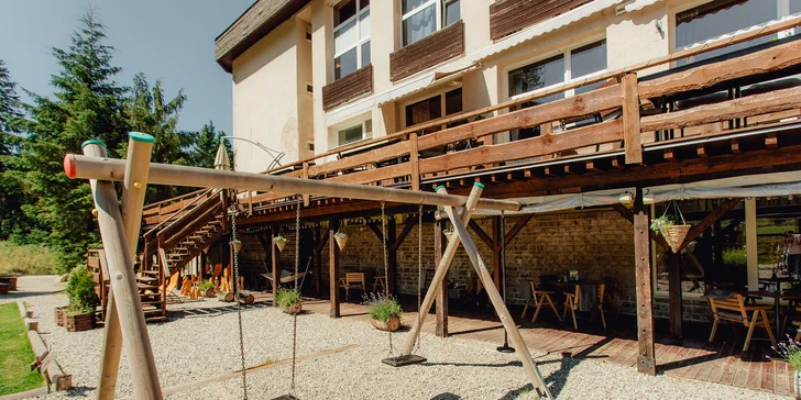 Dovolená na Liptově ve středisku Jasná včetně relaxu ve finské kádi pro 2