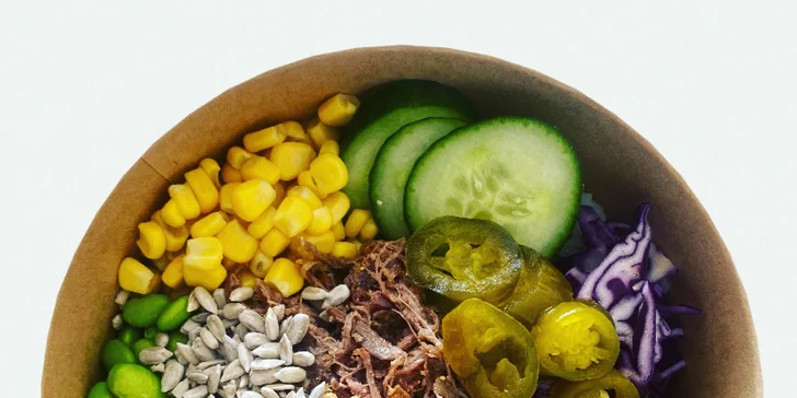 Poke bowl podle výběru s hovězím, tuňákem či lososem pro 1 i 2 osoby