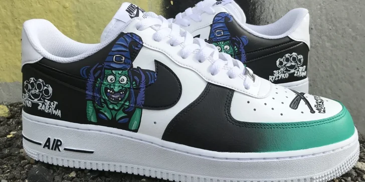 Navrhněte si vlastní design na tenisky: provedení, nalakování i impregnace