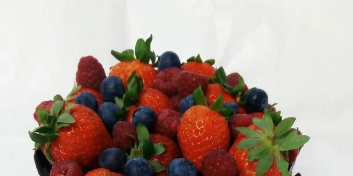 Sladké pokušení: cupcakes i čokoládový, ovocný, jogurtový a Pavlova dort
