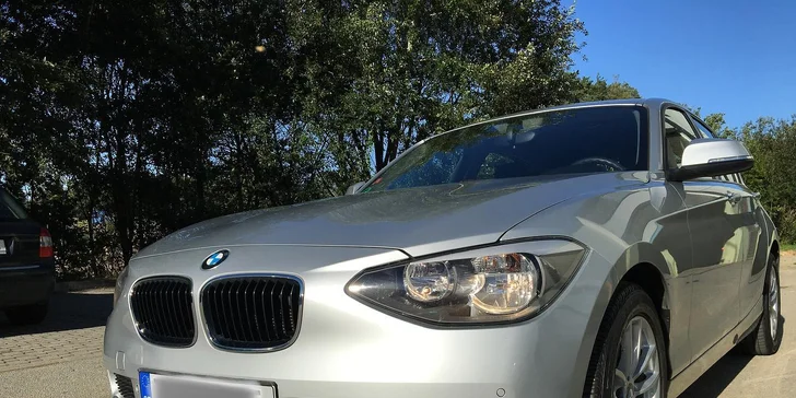 Auto jako nové: mytí karoserie zvnějšku i čištění interiéru včetně ošetření kožených sedaček