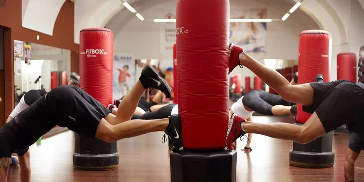 Vstupy na cvičení dle výběru: aerobic, zumba, poledance, cross fitness i TRX nebo pilates či fitbox