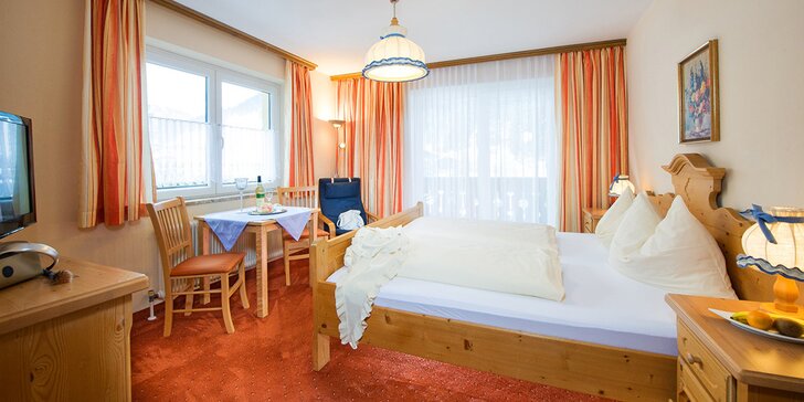 Aktivní dovolená v Rakousku: 3* ubytování se snídaní, 70 m od lázeňského komplexu