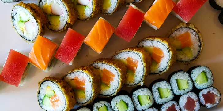 Skvělé sushi sety ve Vítkovicích: 46 a 67 ks s lososem, tuňákem i krevetou