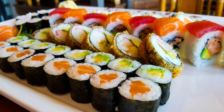 Skvělé sushi sety ve Vítkovicích: 46 a 67 ks s lososem, tuňákem i krevetou