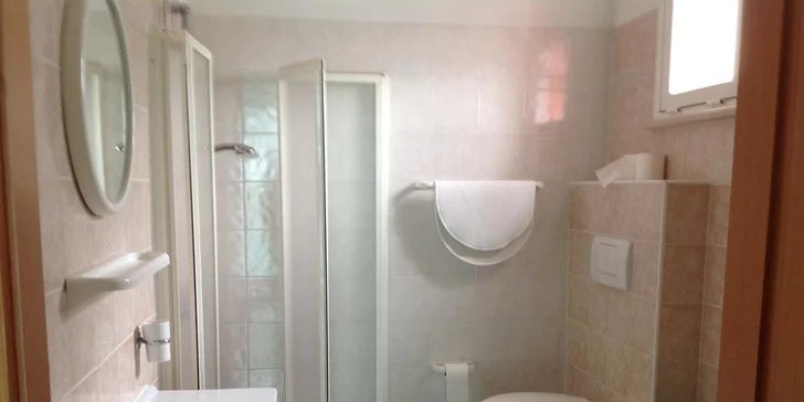 Letní dovolená v italském letovisku Cesenatico: hotel s all inclusive a bazénem, 150 m od pláže