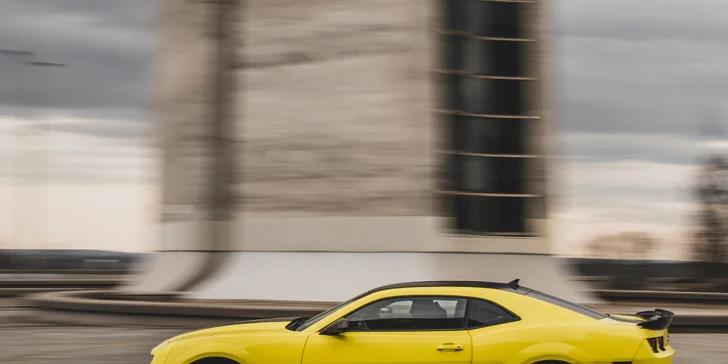 Superjízda v Chevroletu Camaro Bumblebee na 15–60 minut včetně paliva