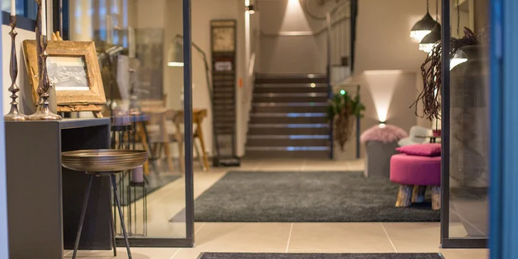 4* dovolená v rakouském Zell am See: hotel v centru města, střešní terasa, sauna a snídaně