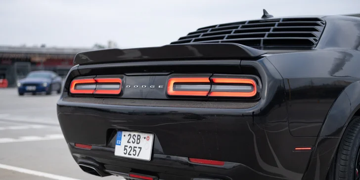 Superjízda v nadupaném Dodge Challenger až na 24 hodin