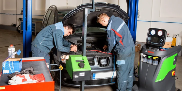 Servis auta: čištění a kontrola klimatizace, seřízení geometrie i světlometů a dezinfekce ozónem