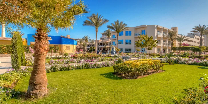 4* hotel s all inclusive a privátní pláží v centru oblíbeného letoviska Hurghada