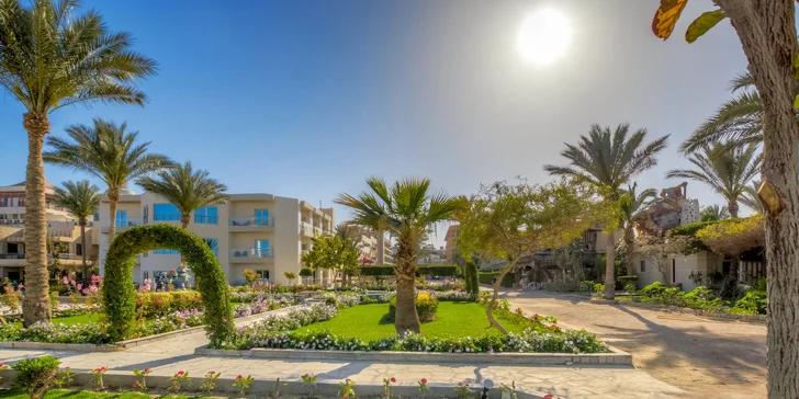 4* hotel s all inclusive a privátní pláží v centru oblíbeného letoviska Hurghada