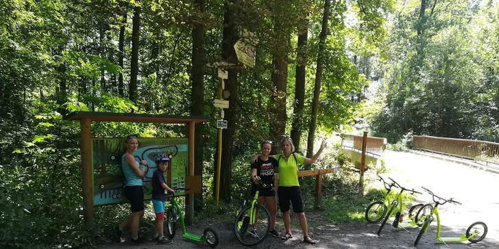Půjčení koloběžky i s výbavou u Telče a Dačic: pro děti i dospělé či rodiny, 3 hodiny nebo celý den