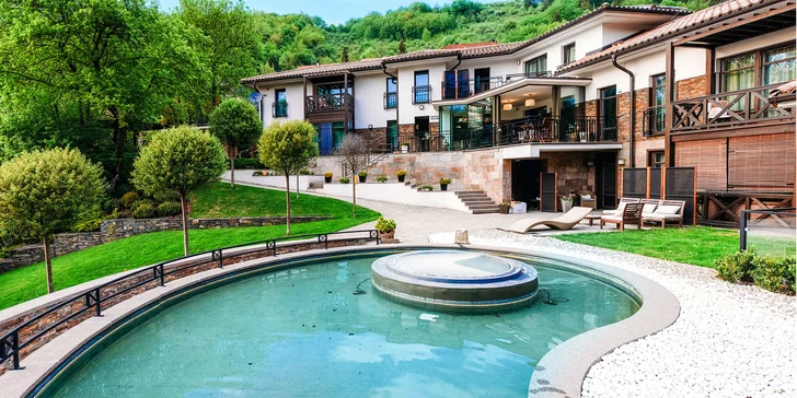Exkluzívny relax na Orave pre najnáročnejších s privátnou jacuzzi na terase apartmánu a neobmedzeným welllness