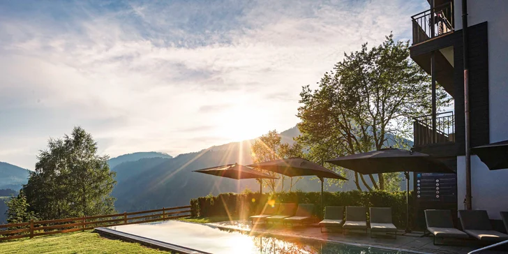 Teší sa na vás moderný apartmán Hideaway Dachstein West by Alps Resorts, ktorý pohodlne ubytuje až 6 výletníkov.