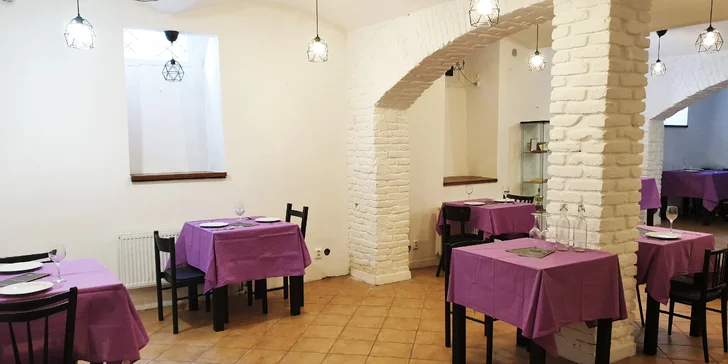 7chodové degustační menu pro dva: telecí tataráček, flank steak i vepřová panenka