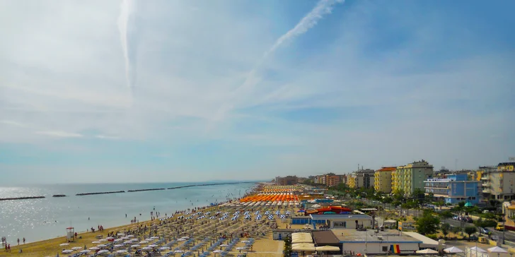 Na 7 nocí do slunné Itálie: 3* hotel jen 150 m od pláže, polopenze nebo light all inclusive