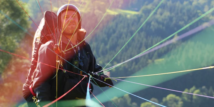 Pořádný adrenalin: tandemový paragliding i se záznamem letu pro 1 osobu