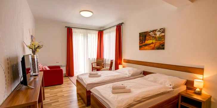 Luxusně zařízené apartmány: atraktivní lokalita, slevy do aquaparků pro 2-4