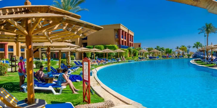 All inclusive dovolená v egyptské Hurghadě vč. letenky: 5* hotel s aquaparkem