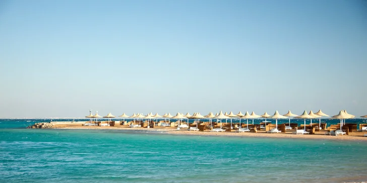 Letecky do Hurghady: 4* hotel přímo na pláži, s all inclusive a bazénem