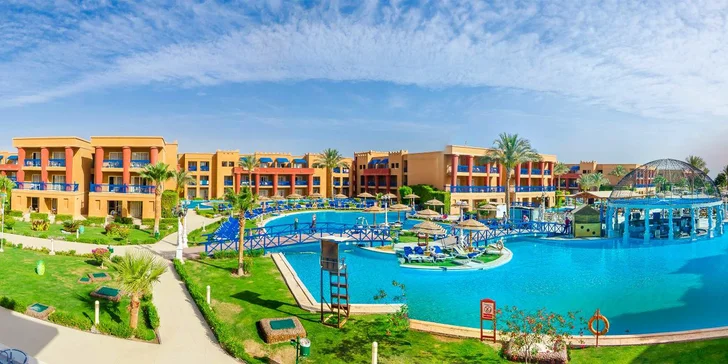 All inclusive dovolená v egyptské Hurghadě vč. letenky: 5* hotel s aquaparkem