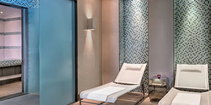 Luxusní pobyt v Praze: hotel v klášteře na Malé Straně se snídaní a parkováním zdarma