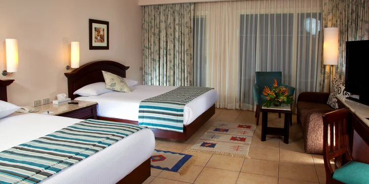 Letecky do Hurghady: 4* hotel přímo na pláži, s all inclusive a bazénem