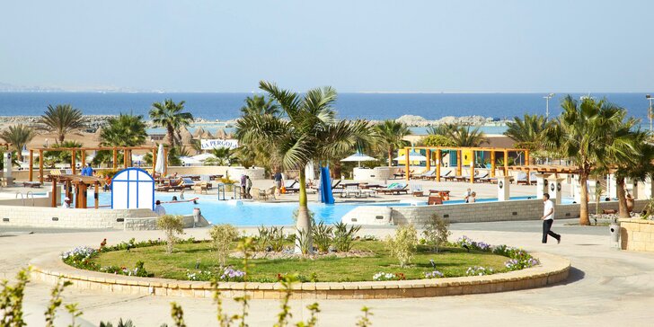 Letecky do Hurghady: 4* hotel přímo na pláži, s all inclusive a bazénem