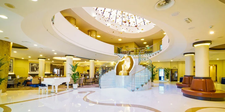Luxusní pobyt ve 4* hotelu na Vinohradech: snídaně a možnost wellness