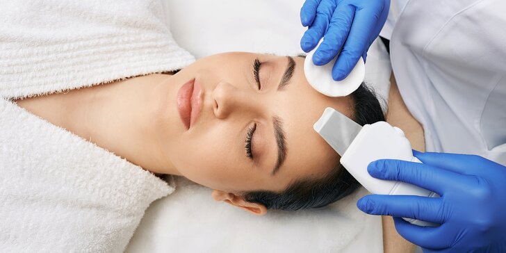Kosmetické ošetření od značky Essenté Beauty Institute: hydratační, proti akné či liftingové