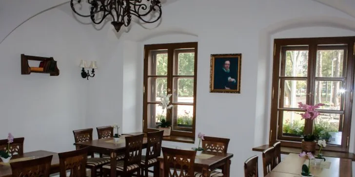 Slavnostní hostina v restauraci Vila Kajetánka