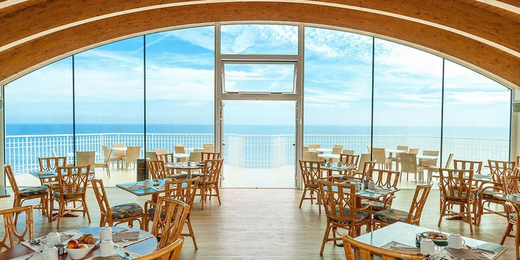 4* dovolená na Benátské riviéře: ubytování se snídaní, hotel přímo u pláže