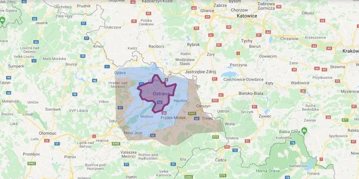 Dobroty na piknik vč. rozvozu: sendviče, bagely, saláty, dezerty i džusy až pro 8 osob