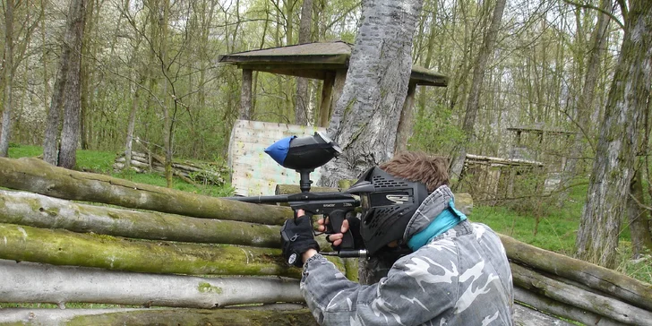 Paintball pro jednoho střelce i armádu až 30 vojáků: 100–2000 kuliček, zapůjčení zbraně a výstroje