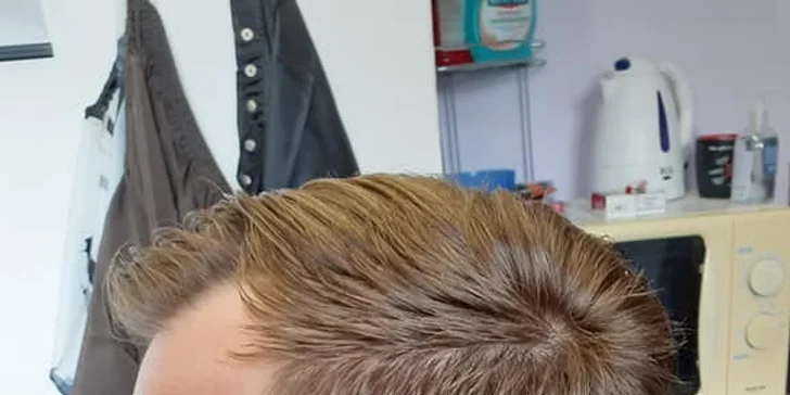 Kadeřnické balíčky: pánský i dámský střih či brazilský keratin