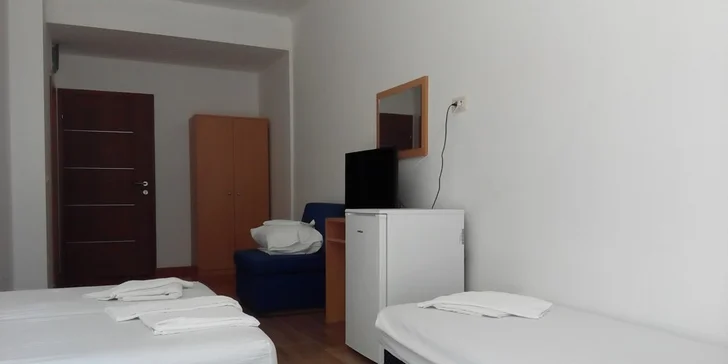 Letní dovolená na Makarské riviéře: hotel u pláže a s polopenzí, dítě do 11,9 let zdarma