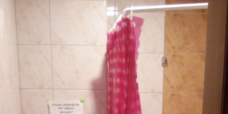 Letní dovolená na Makarské riviéře: hotel u pláže a s polopenzí, dítě do 11,9 let zdarma