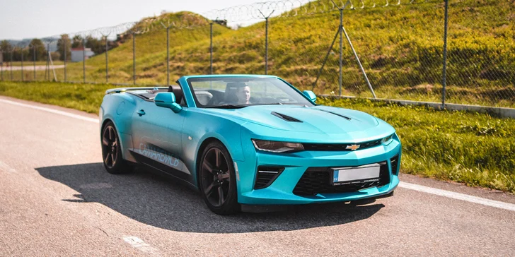 Jízda v Chevroletu Camaro Convertible: spolujízda, řízení i zapůjčení