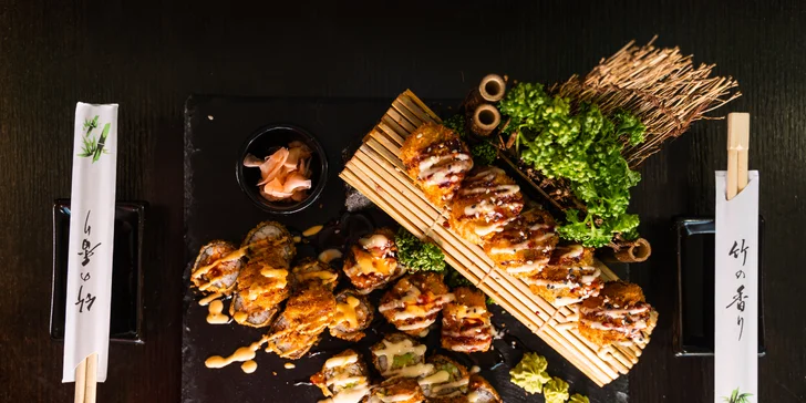 Pestré sushi sety u Stodolní: 24–70 rolek s rybami i zeleninou