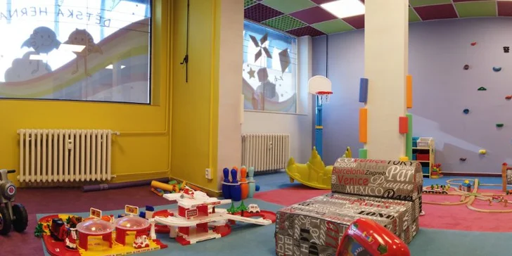 1, 2 nebo 5 vstupů do PidiMidi: herna pro děti a kavárna pro rodiče