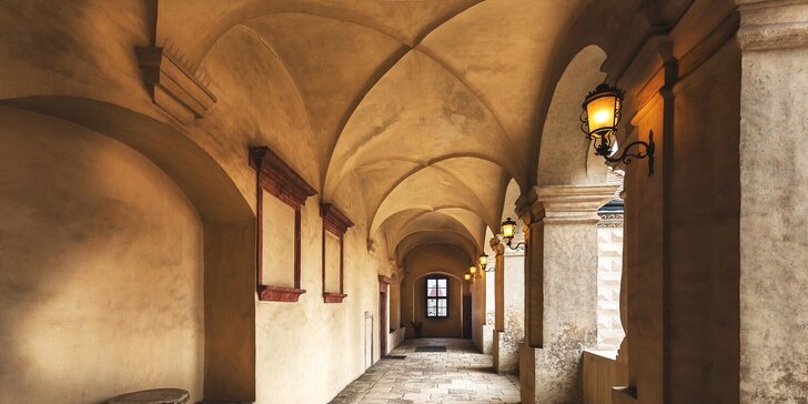 Poznejte krásy zámku Mělník: vstupenka na prohlídku s průvodcem
